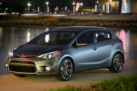 Kia Forte bản hatchback 5 cửa thế hệ mới trình làng - 10 Video chi tiết nội thất xe Kia Forte hatchback 5 cửa thế hệ mới: